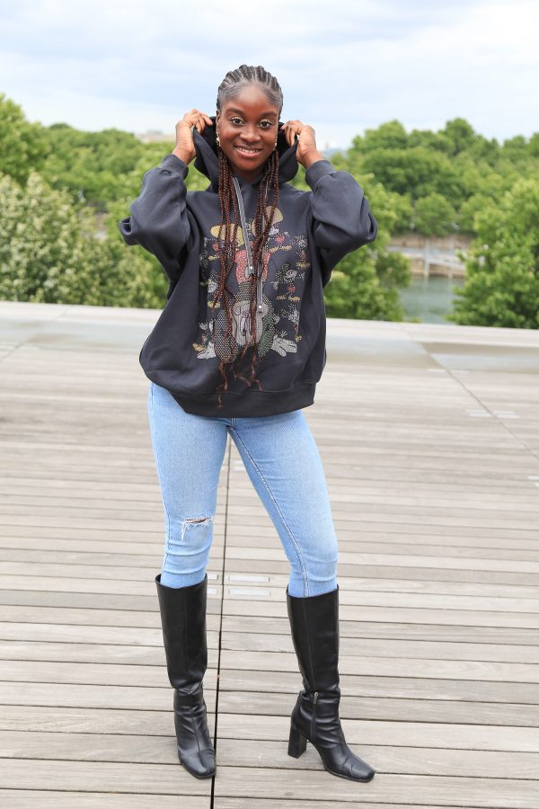 Hoodie "Classic Mouse" mit Glitzersteinen – Schwarz – Bild 5