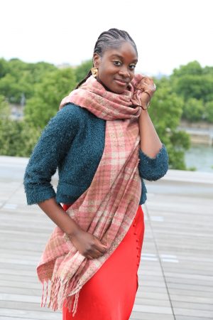 Kuschelige Schal-Kollektion – Kariert, Floral & Ethno-Muster