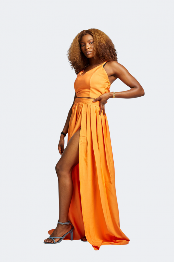Orangefarbener Zweiteiler mit Crop-Top & Maxirock mit Schlitz – Sommer & Abend-Outfit - Image 3